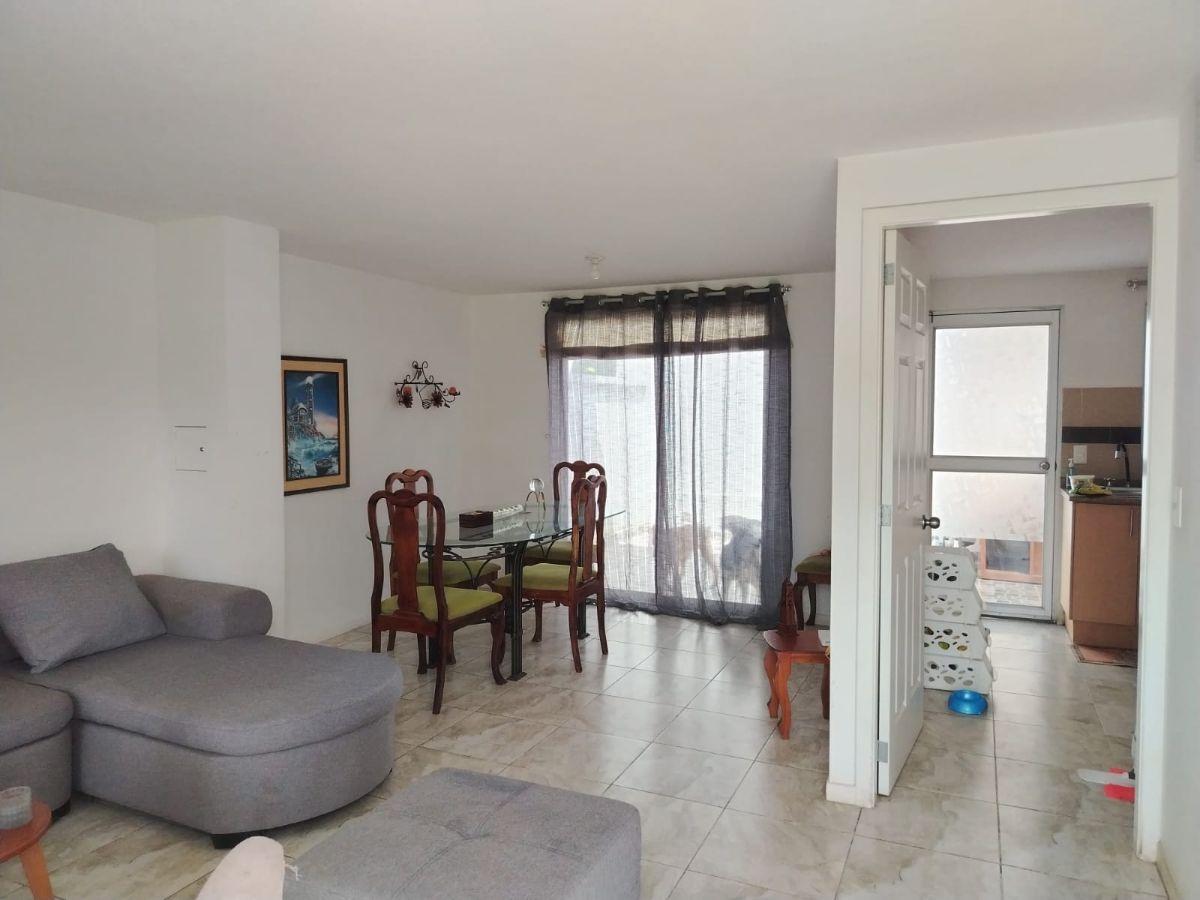 Vendo Casa 2 Pisos de 2 Parqueaderos. Conjunto Palermo — imagen 9