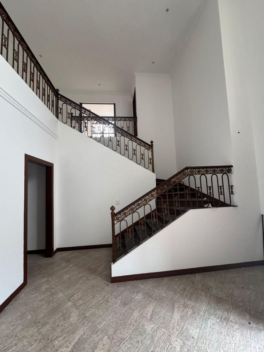 Casa en Samborondón con 4 Habitaciones y 714 m² en Venta, Al Rio, Guayas — imagen 2
