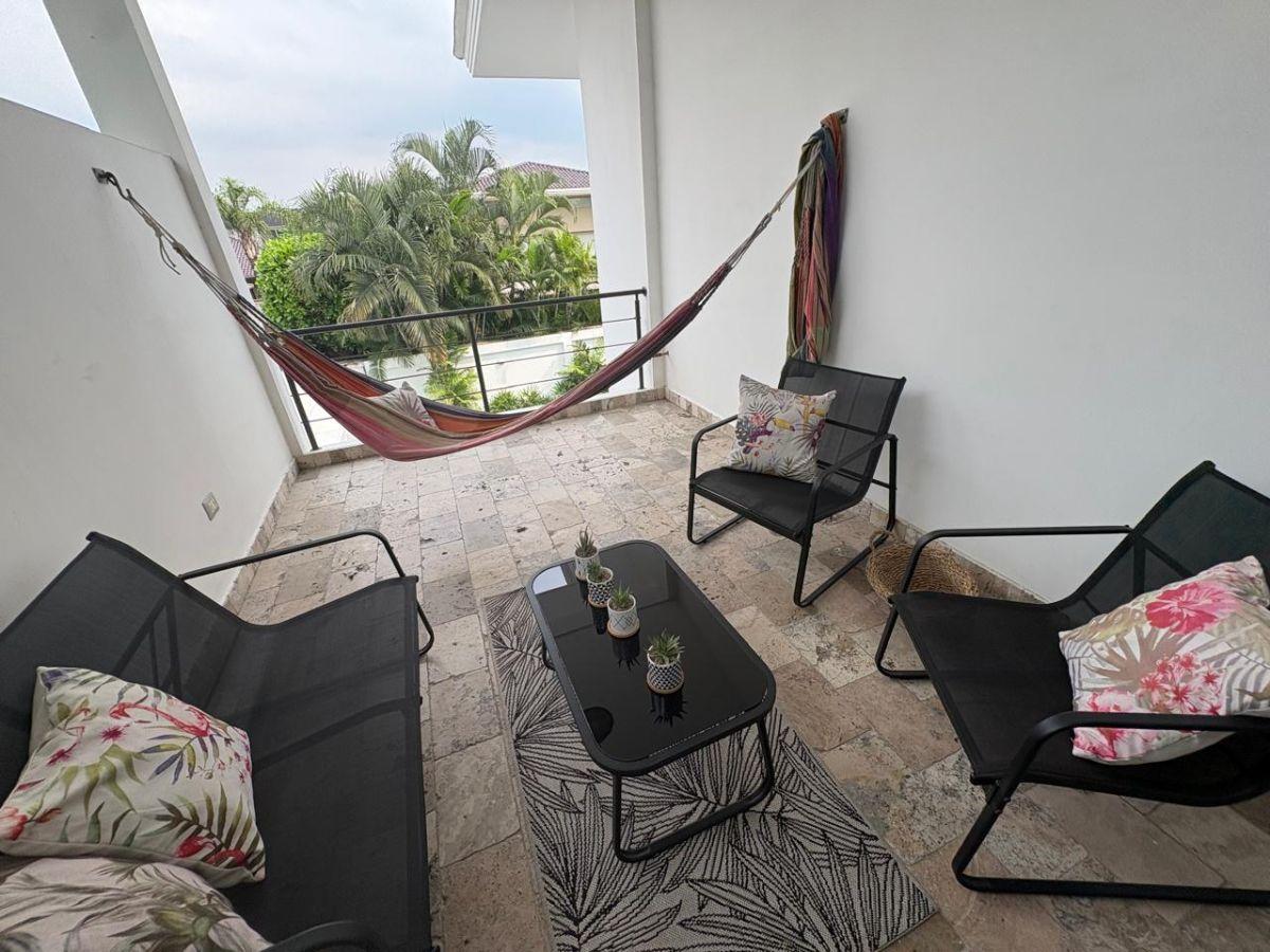 Casa con 4 Recámaras en Venta en Samborondón, 750 m² Terreno, Guayas — imagen 7