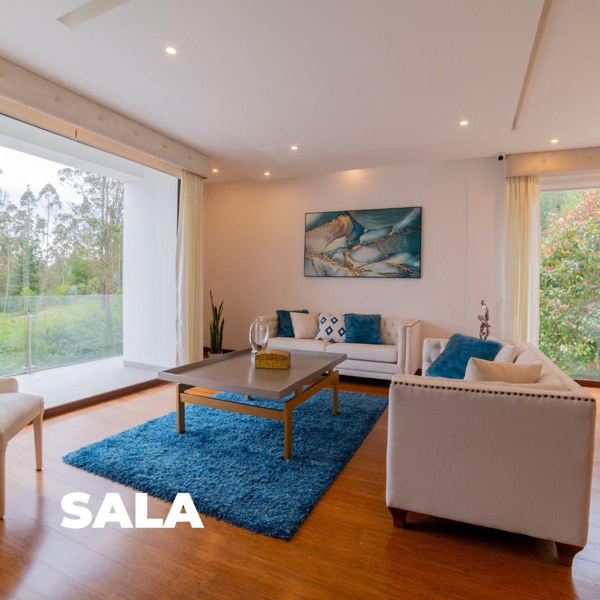 Casa de Lujo en Venta, Tarqui - Cuenca, Azuay — imagen 9