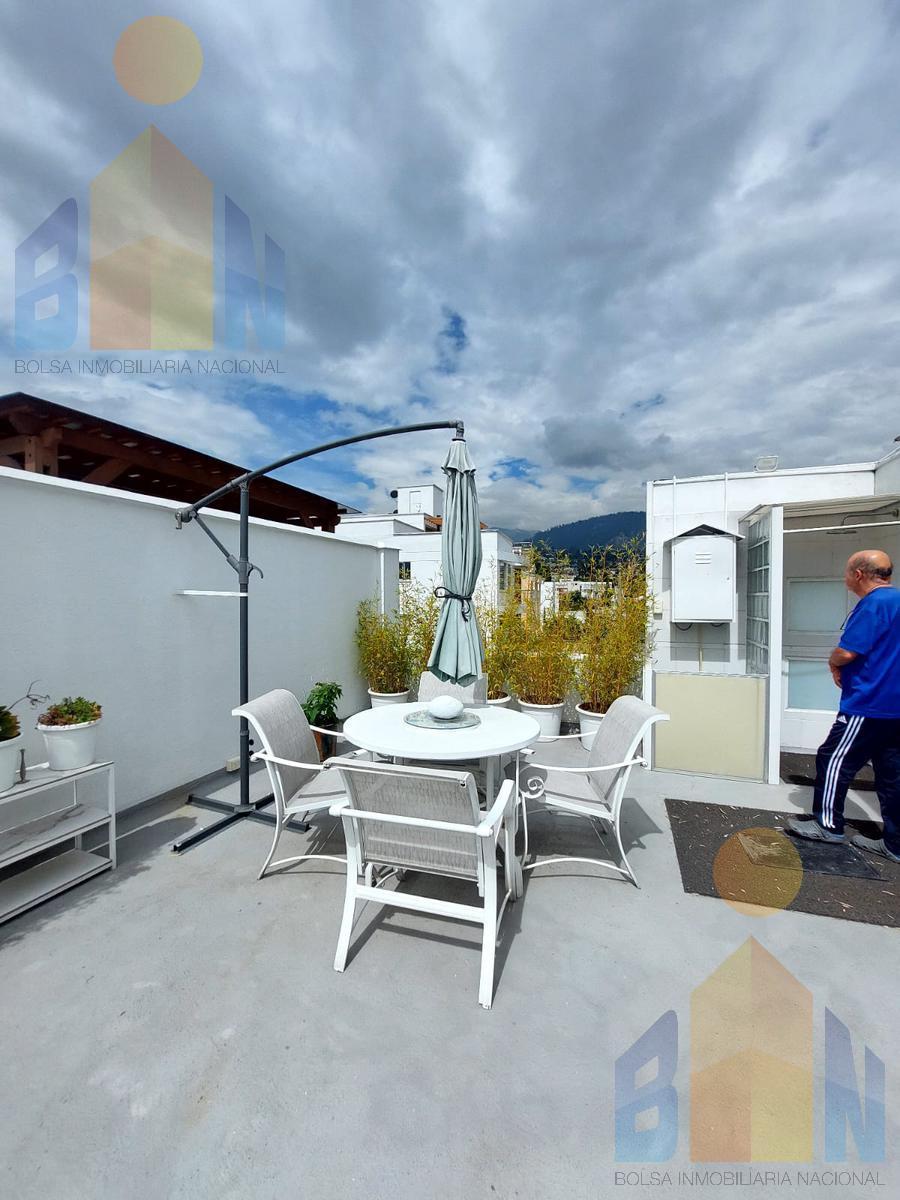 Vendo Casa Urb. Colegio Aleman 2 Departamentos Cumbaya — imagen 7