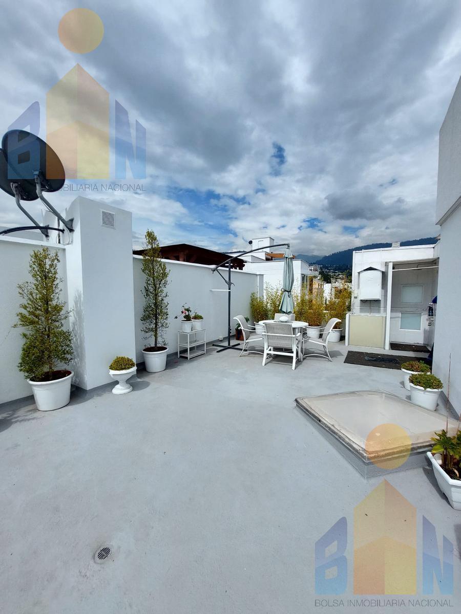 Vendo Casa Urb. Colegio Aleman 2 Departamentos Cumbaya — imagen 6