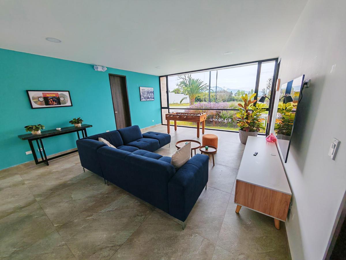 Venta de Terreno en Puembo Dentro de Urbanización Rodeada de Naturaleza — imagen 3