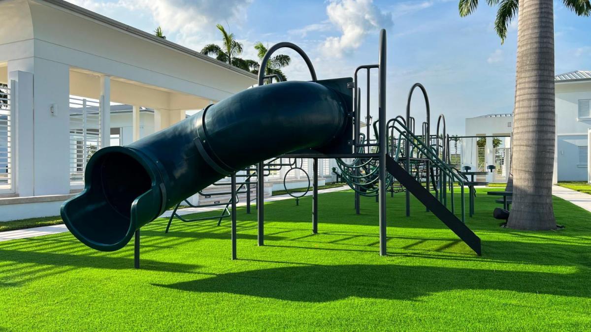Venta de Terreno Esquinero Urbanización Parques de Batán, Guayas — imagen 7