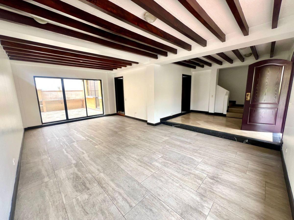 Mv - Sector Cumbayá, Casa en Venta y Renta de Oportunidad de 210 m² en Conjunto Privado — imagen 10