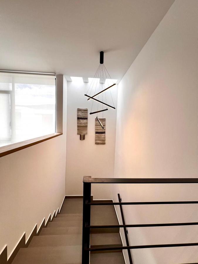 Tumbaco, Hermosa Casa por Estrenar, Generador, Piscina, $178.800 — imagen 2