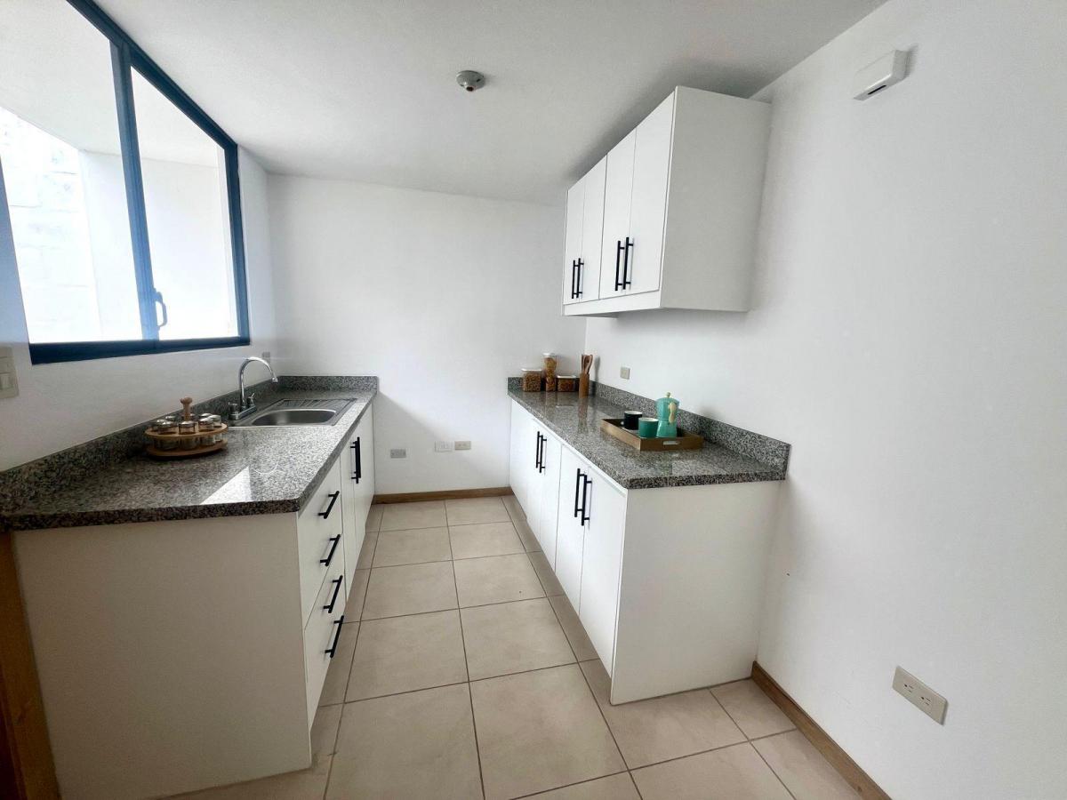 Mv - Sector Puembo, en Venta Hermosa Casa Vip de Dos Pisos a Estrenar 3d 105 m² — imagen 9