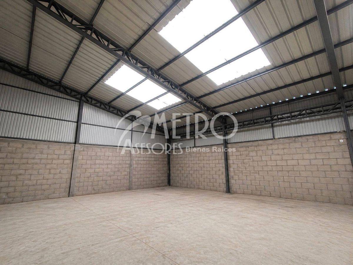 Terreno de 700 m² con Galpón en Oyacoto - Calderón — imagen 8