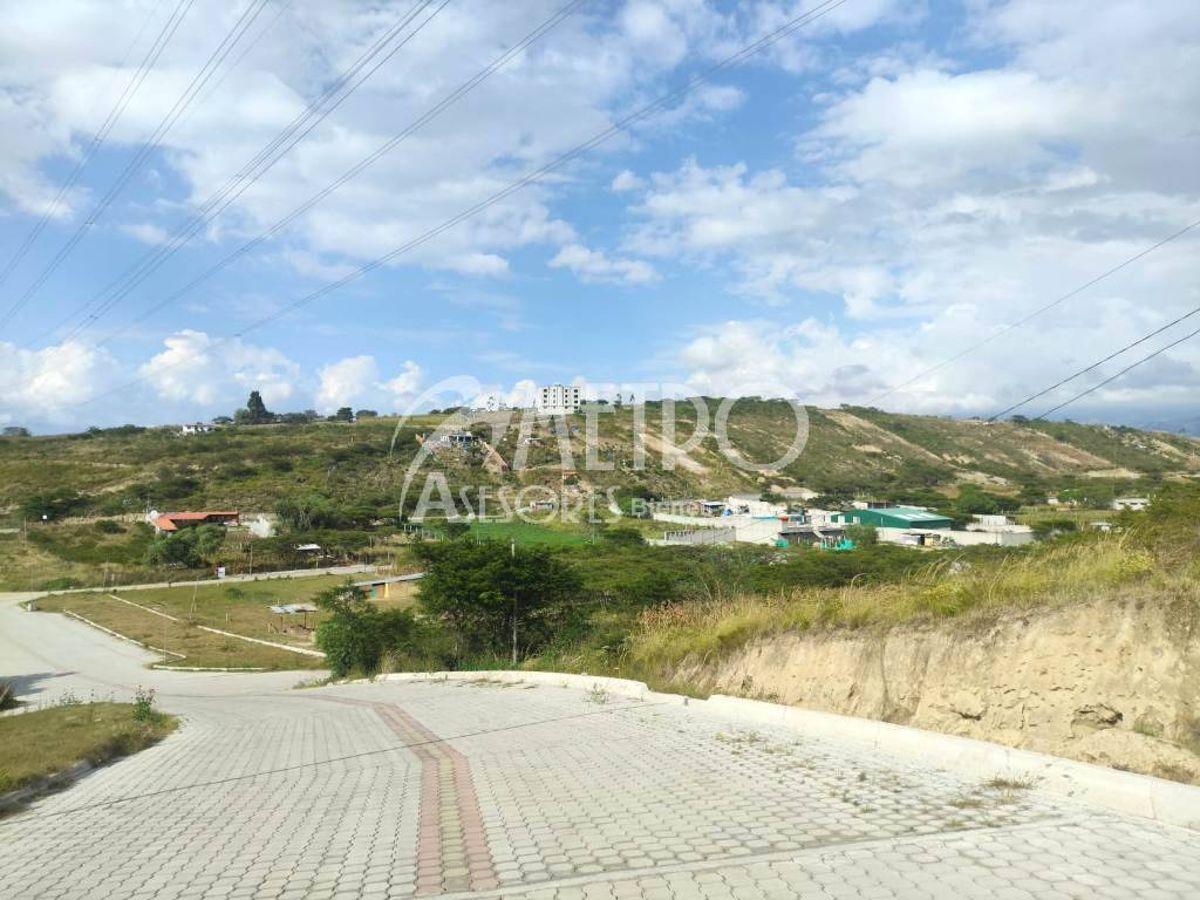 Terreno de 700 m² con Galpón en Oyacoto - Calderón — imagen 7