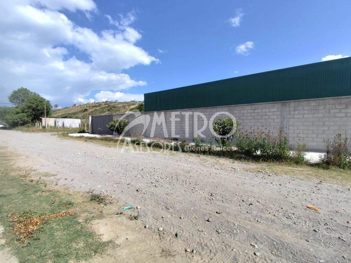 Terreno de 700 m² con Galpón en Oyacoto - Calderón — imagen 3