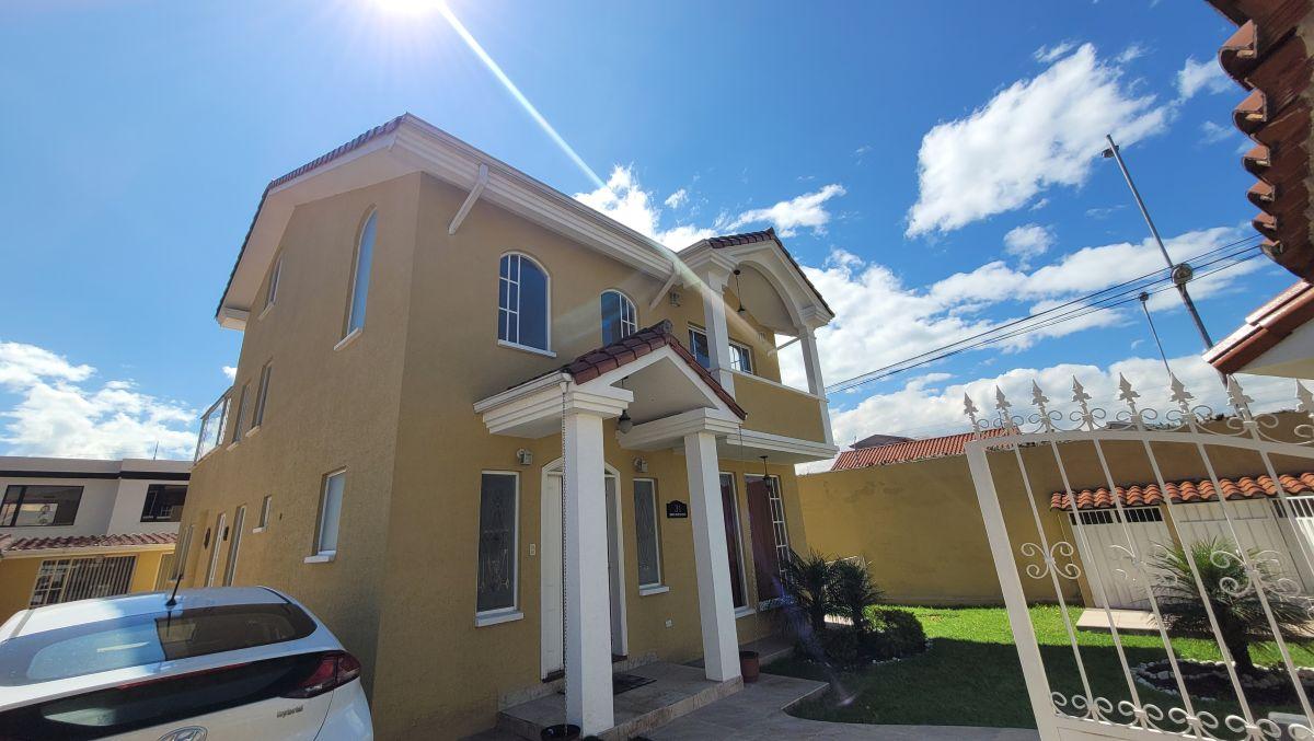 Casa de Venta en Urbanización, Los Chillos, Taboada, 4 Dorm. — imagen 10
