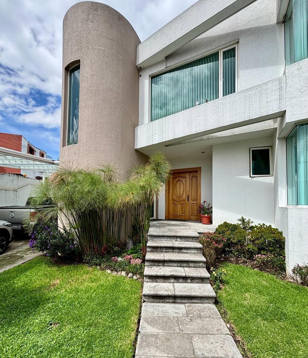 Casa de Venta en Cumbaya Cerca Paseo San Francisco — imagen 9