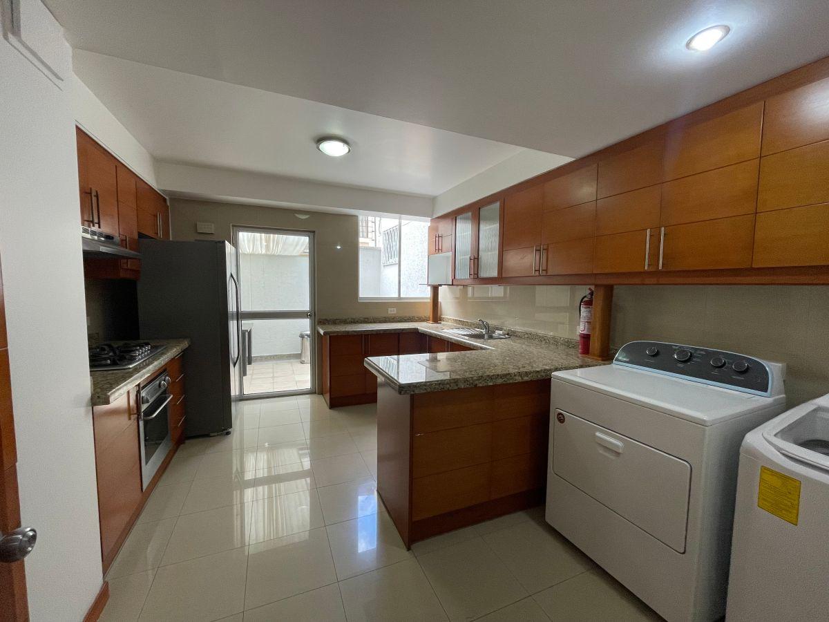 En Venta Hermoso Departamento Ubicado en El Quito Tenis — imagen 8