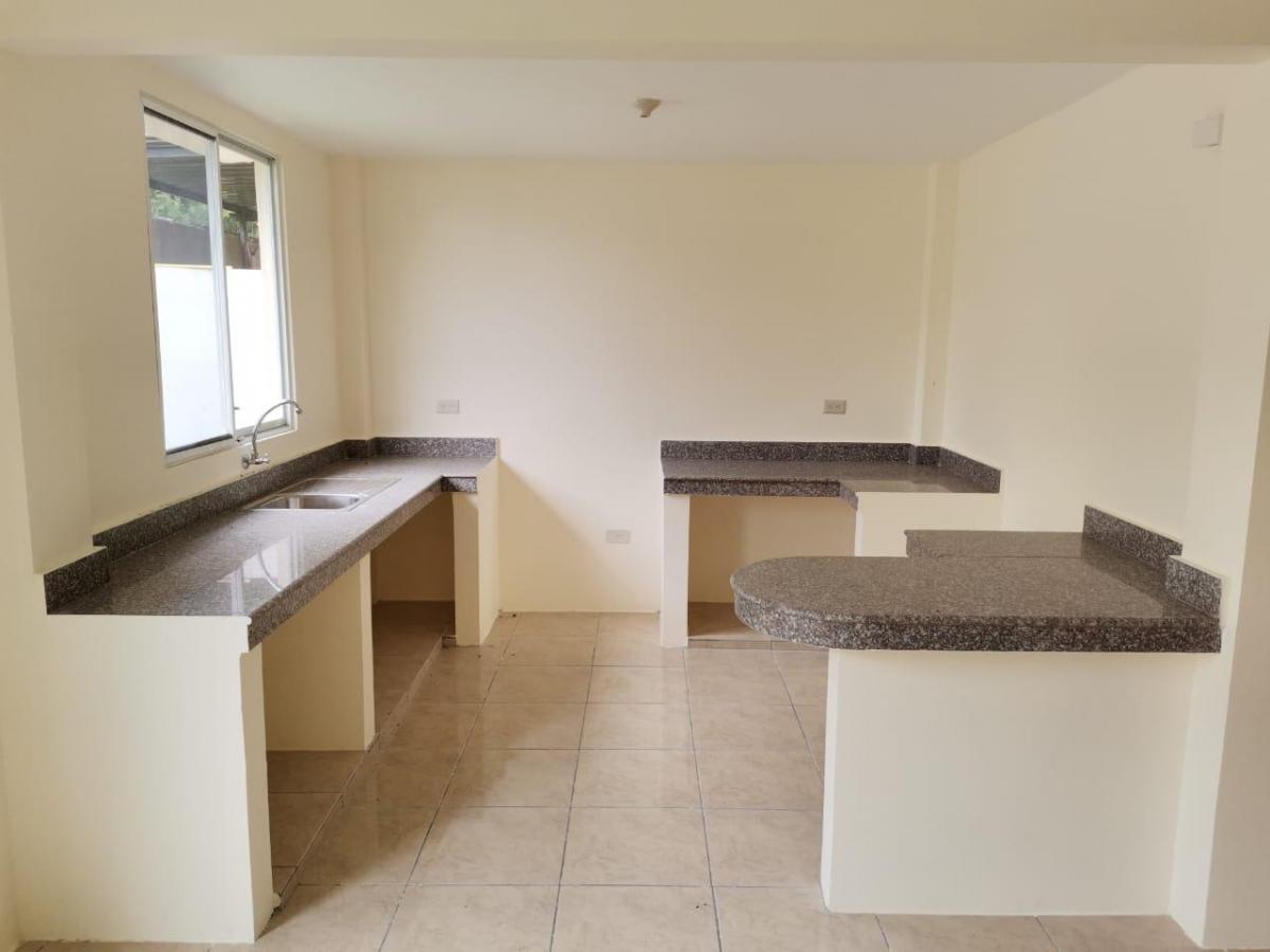 Casa Esquinera de Venta en La Urbanización Durán City, 3 Dorm.. Guayas — imagen 7