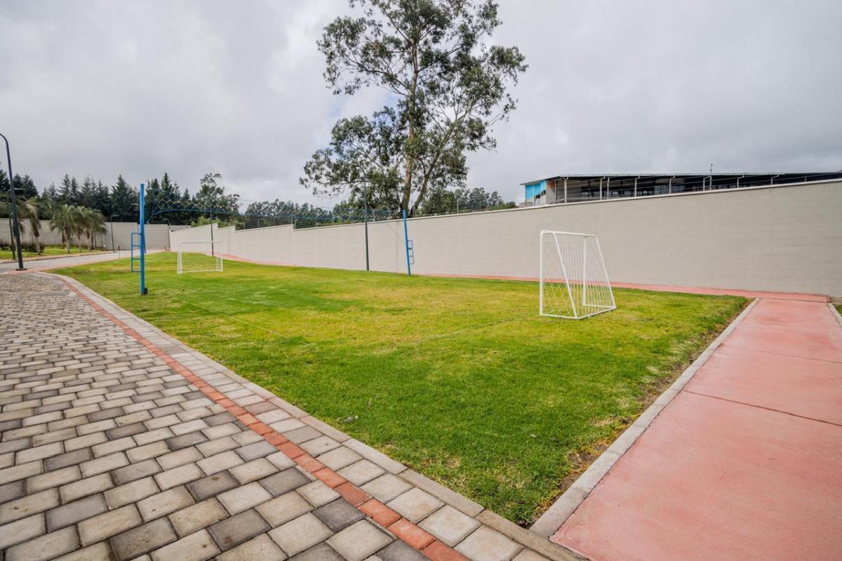 Terreno de 544 m en Espectacular Urbanización. Excelente Ubicación Puembo Pr — imagen 7
