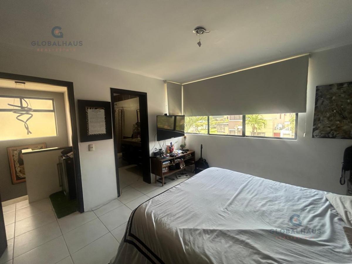 Venta de Casa en Urbanización Ciudad Celeste con 4 Habitaciones. M. h, Guayas — imagen 2