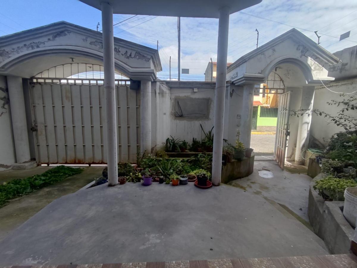 Casa Rentera en Venta Zabala, Calderon — imagen 8