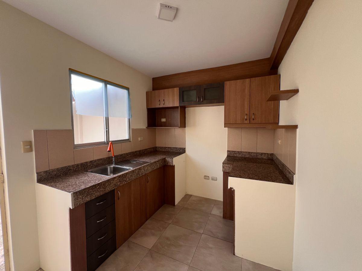 Se Vende Casa en Urb. Arboletta Via Salitre, Guayas — imagen 9