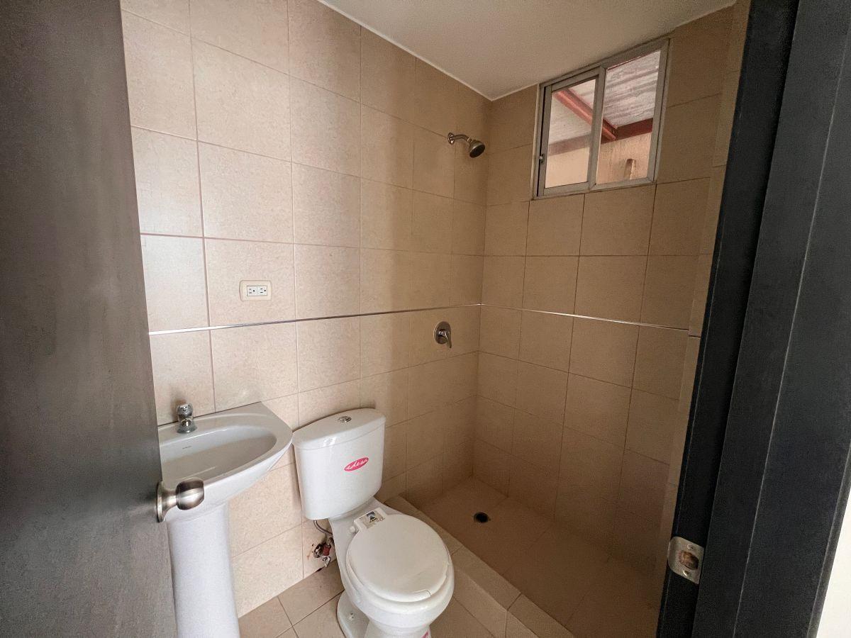 Se Vende Casa en Urb. Arboletta Via Salitre, Guayas — imagen 2