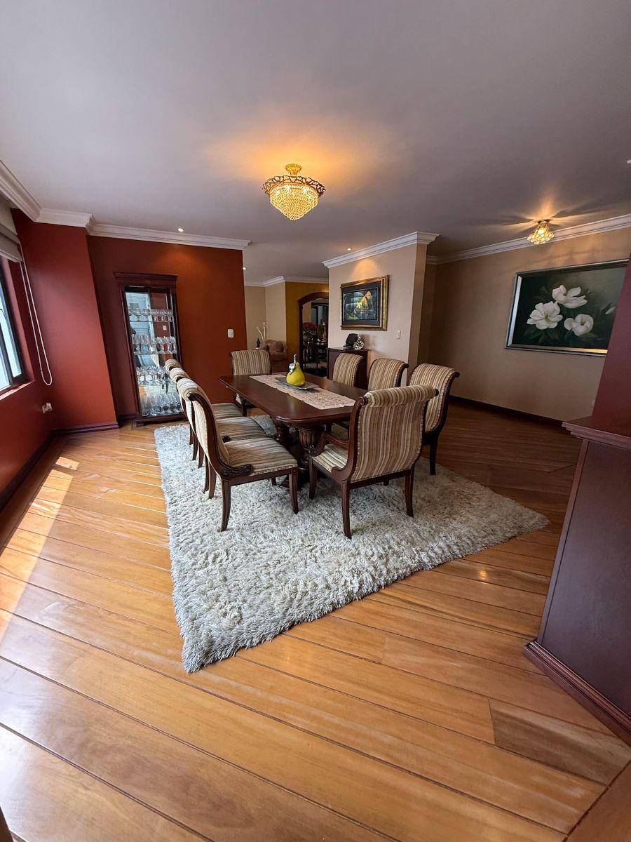 Hermoso y Espacioso Penthouse en Bellavista — imagen 6