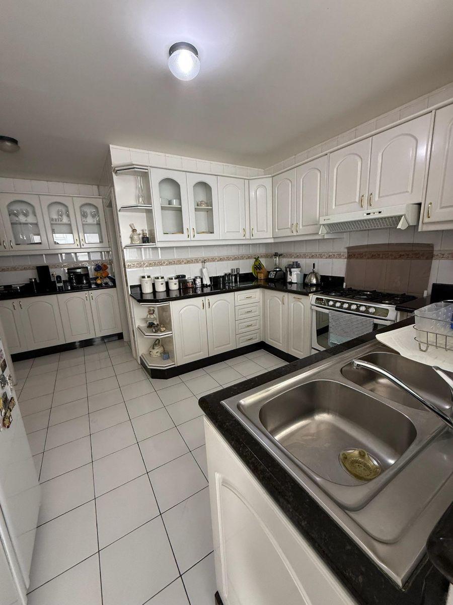 Hermoso y Espacioso Penthouse en Bellavista — imagen 4