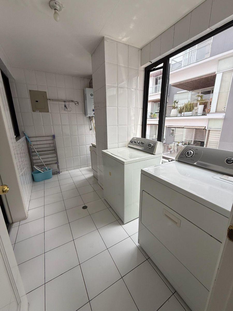 Hermoso y Espacioso Penthouse en Bellavista — imagen 2