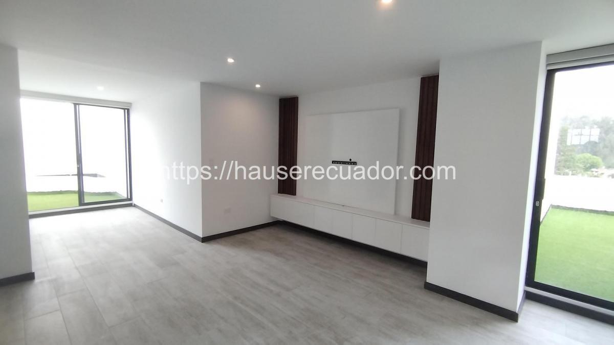Departamento Dúplex, 3 Dorm., Piscina Seguridad 24/7 Amenities – Tumbaco Cerca a La Ruta Viva — imagen 2