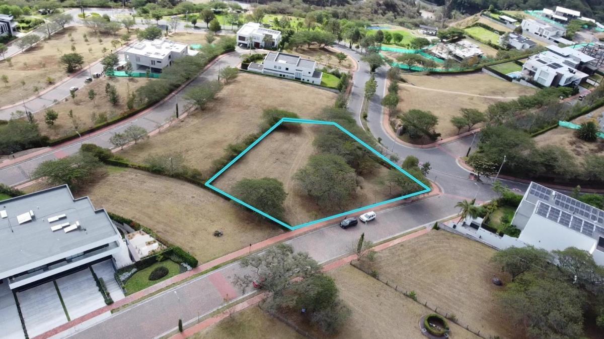 Terreno en Venta en Exclusiva Urbanización Privada de Cumbayá — imagen 10