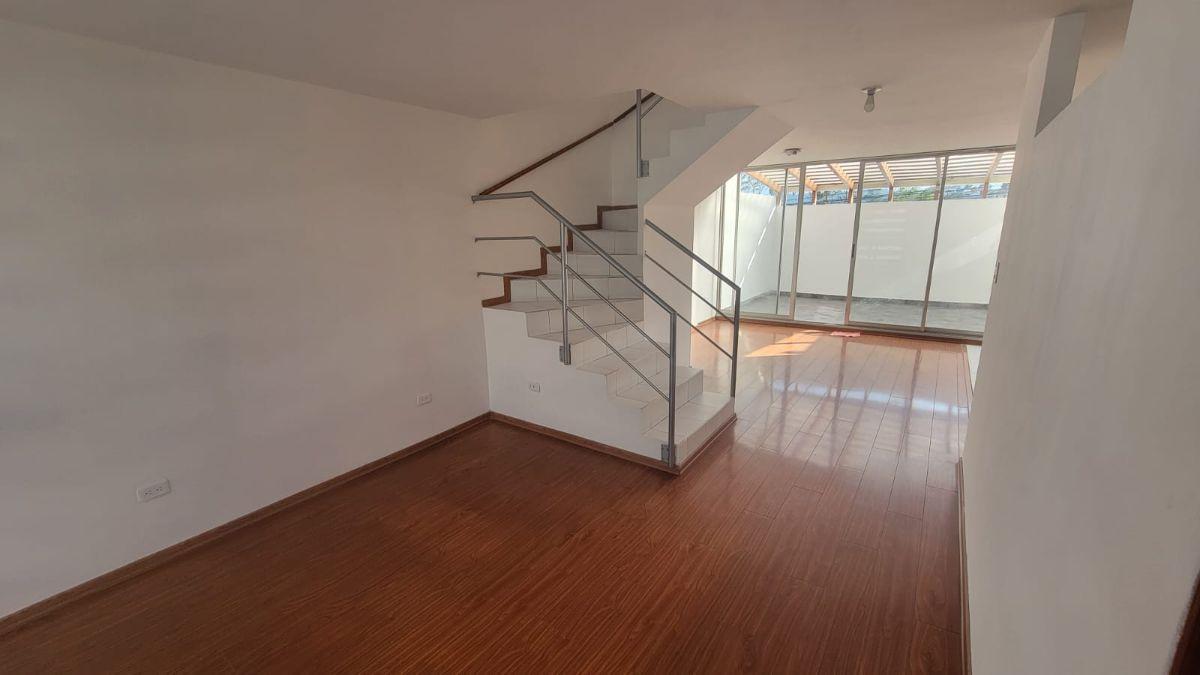 Casa de Venta en El Sector San Isidro del Inca de 95 m con Patio Privado — imagen 9