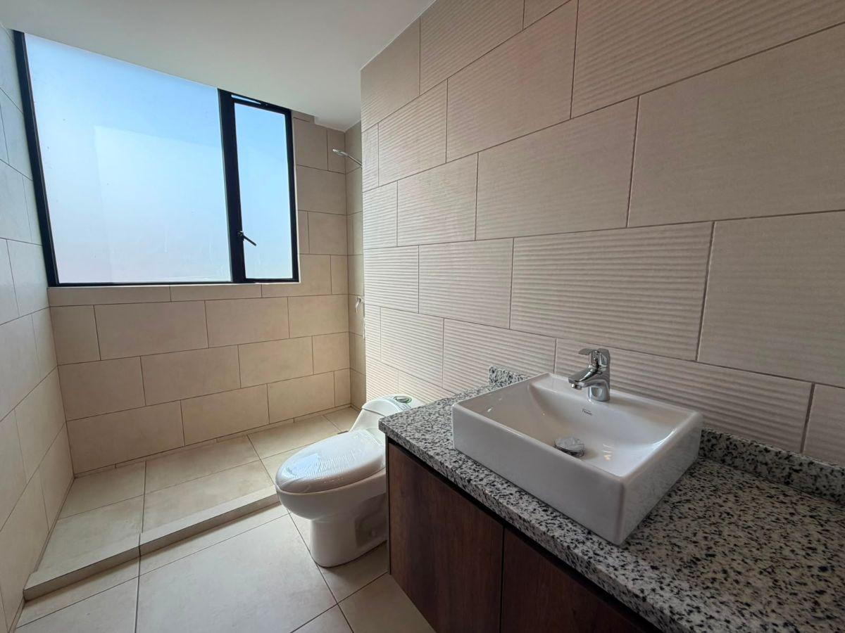 En Venta Departamento 117 m² - 2 Dorm. - Patio San Juan de Cumbayá — imagen 7