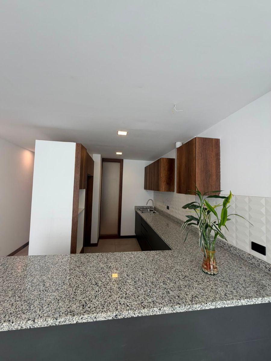 En Venta Departamento 117 m² - 2 Dorm. - Patio San Juan de Cumbayá — imagen 2