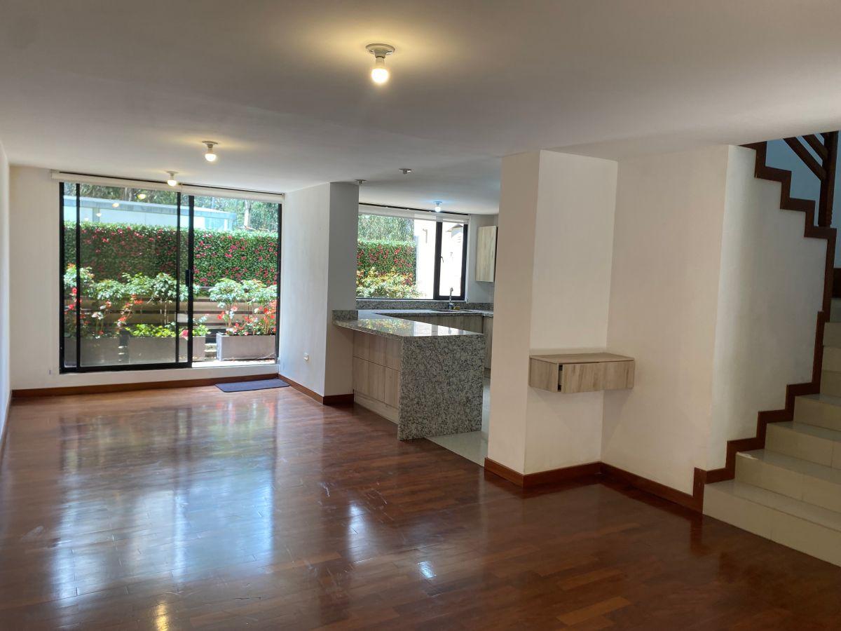 Departamento Duplex en Urbanización El Condado Etapa 3 — imagen 8