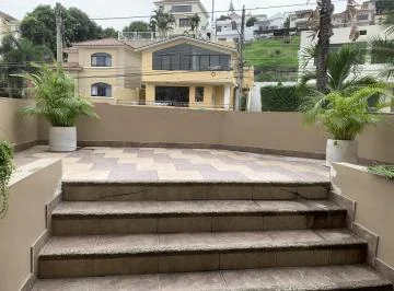 Amplia Casa en Ceibos Norte en Venta, Guayas — imagen 2