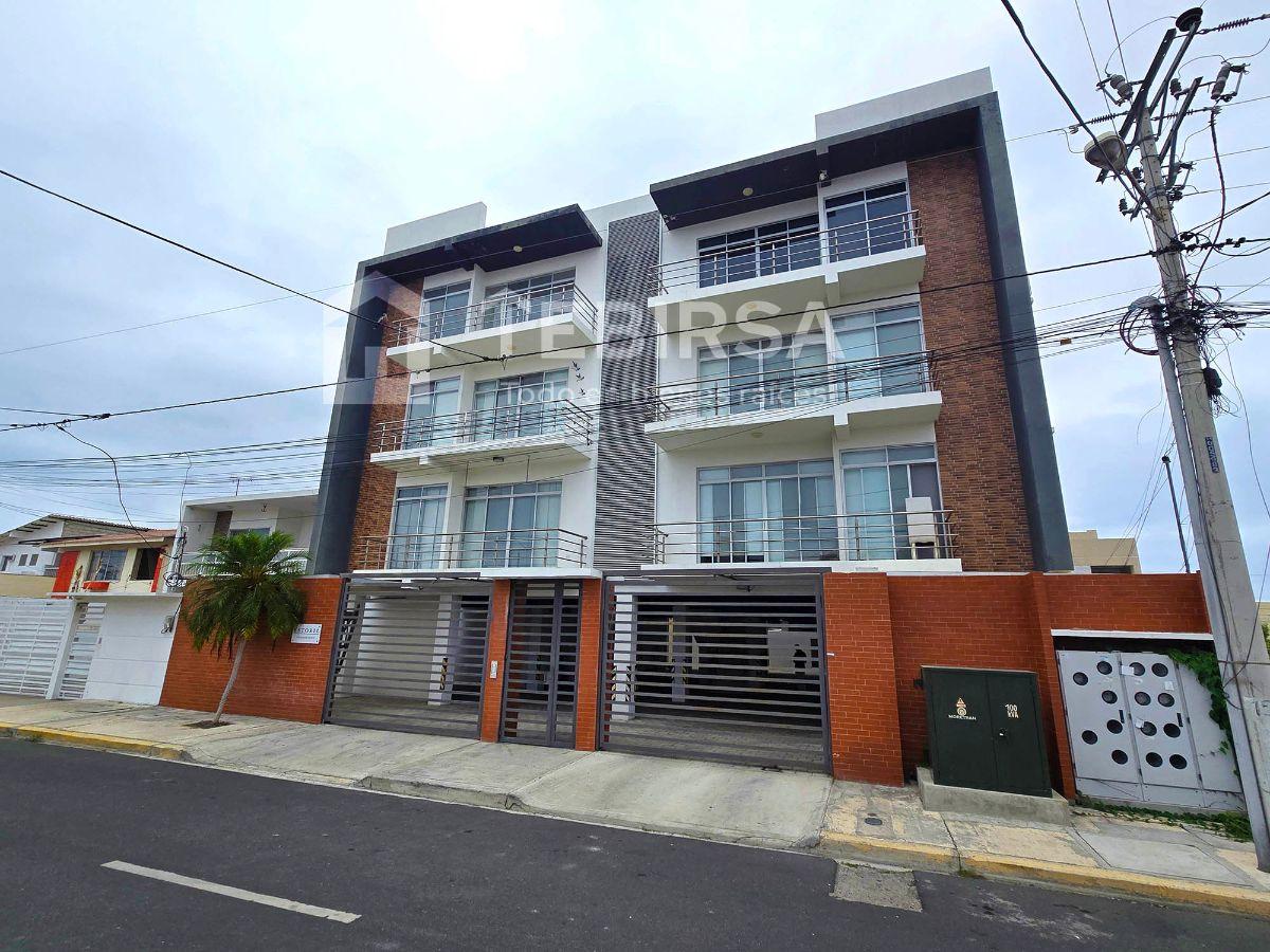 Departamento en Venta de 3 Dorm. y Parqueo, Piso 3 - Salinas, Sector San Lorenzo — imagen 8