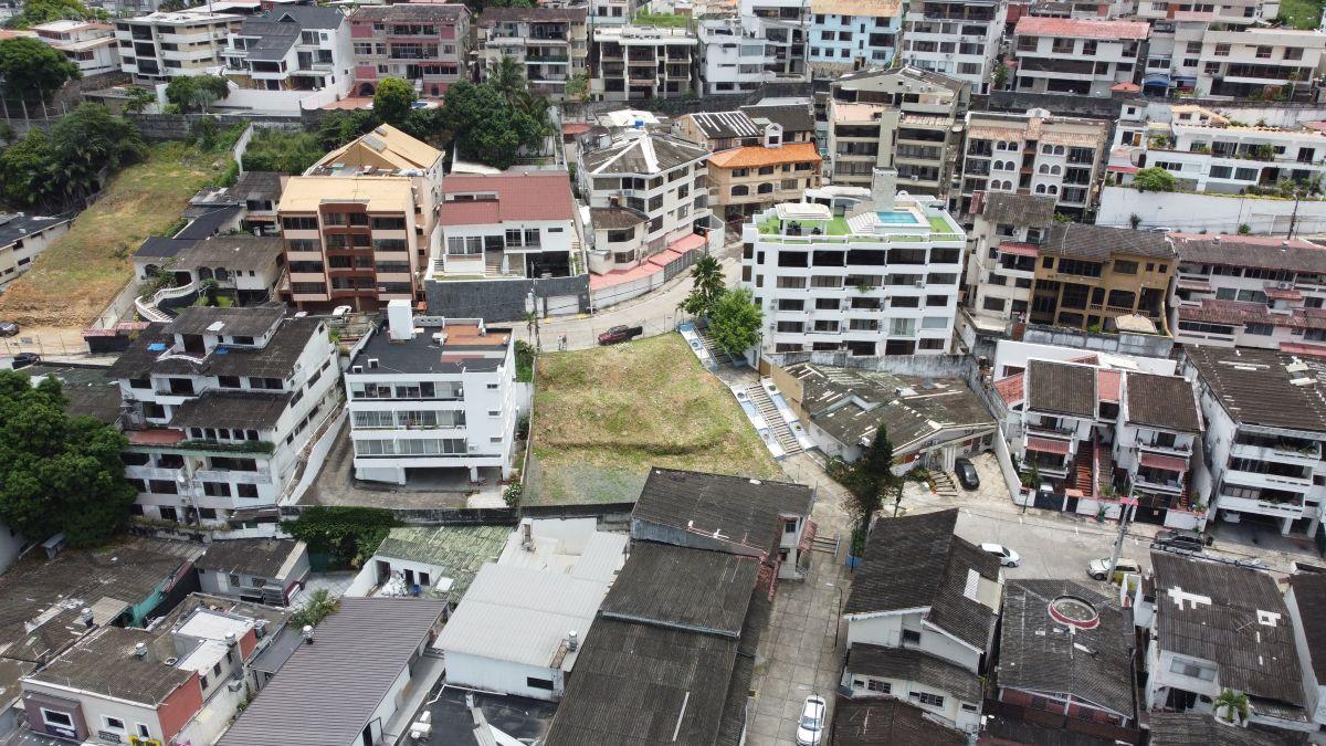 Terreno en Venta Lomas de Urdesa 714 m², Guayas — imagen 10