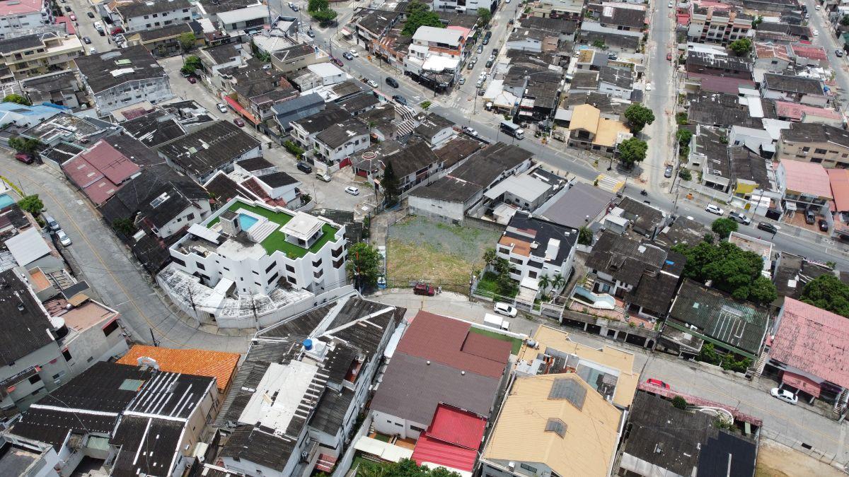 Terreno en Venta Lomas de Urdesa 714 m², Guayas — imagen 9