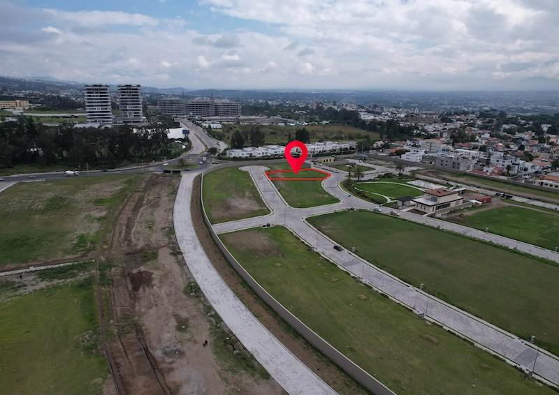 Vendo Lote Unifamiliar en Cumbaya - Urbanización Santa Mónica — imagen 8