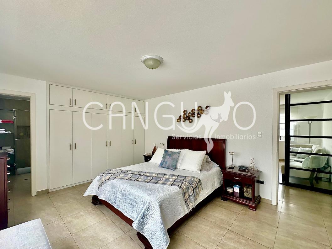 Amplio Departamento de Venta en Cumbayá La Primavera — imagen 8