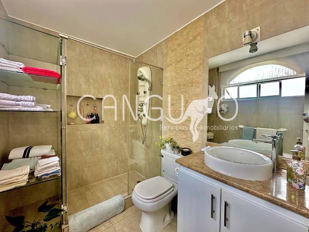 Amplio Departamento de Venta en Cumbayá La Primavera — imagen 4