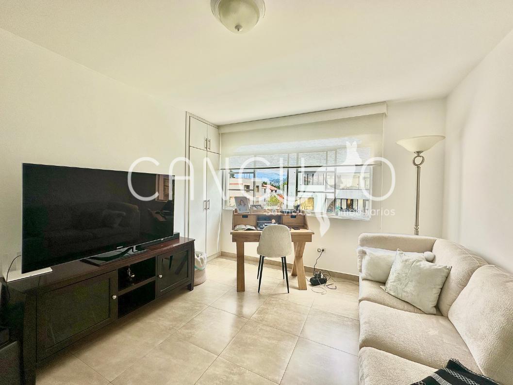 Amplio Departamento de Venta en Cumbayá La Primavera — imagen 2