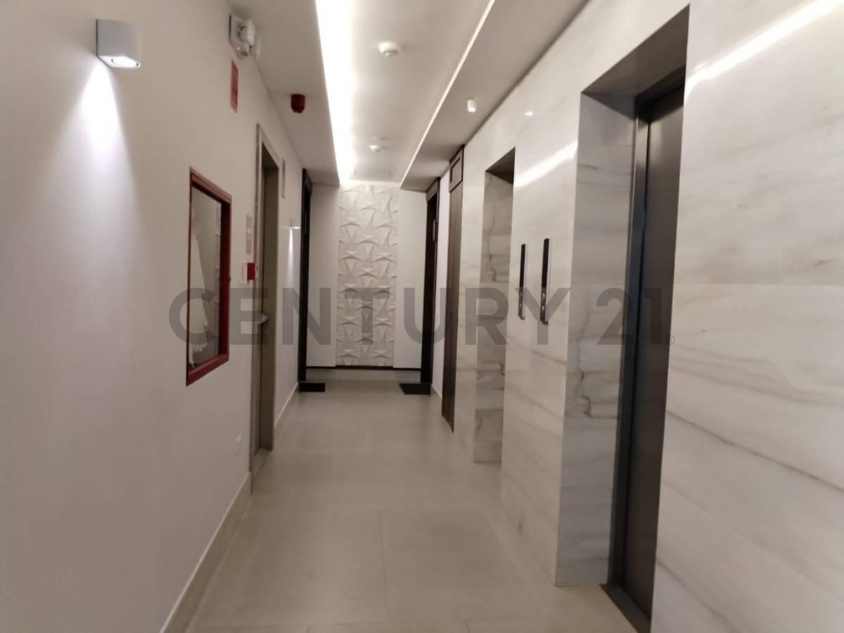 Se Vende Departamento de Lujo con Vista Al Mar en Edificio Riva Di Mare - Manta, Manabí — imagen 10