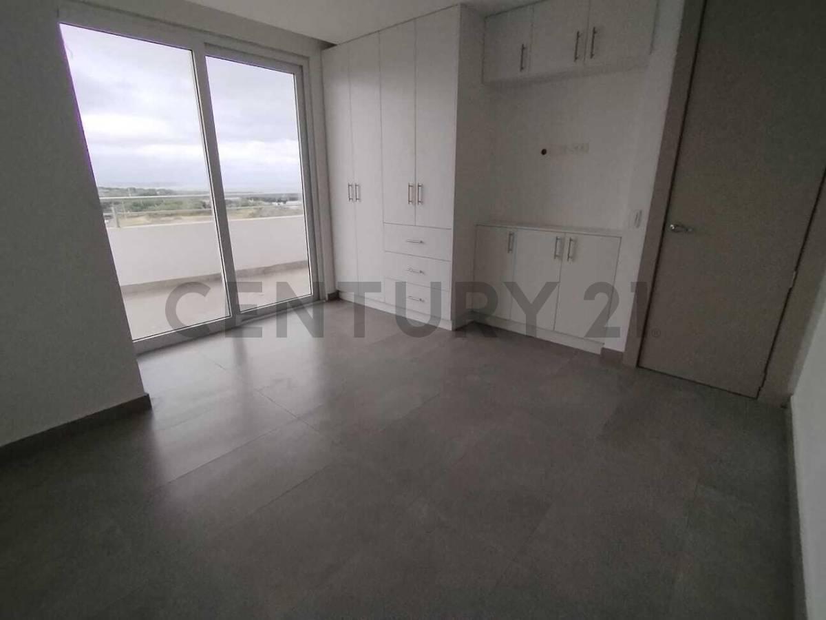 Se Vende Departamento de Lujo con Vista Al Mar en Edificio Riva Di Mare - Manta, Manabí — imagen 7