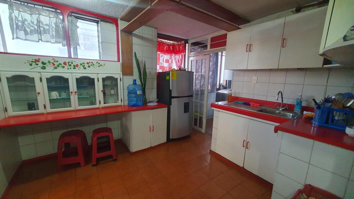 Se Vende Departamento Calles Ramon Roca y Juan Leon Mera — imagen 7