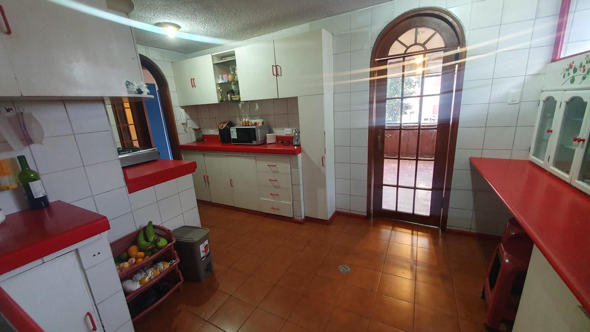 Se Vende Departamento Calles Ramon Roca y Juan Leon Mera — imagen 6