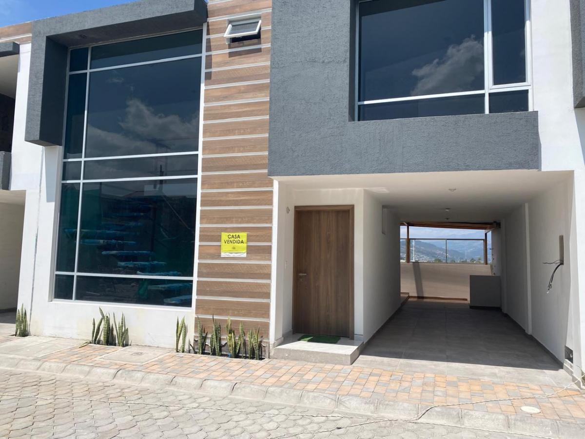 Venta Casas en El Arenal, Tumbaco con Piscina — imagen 7
