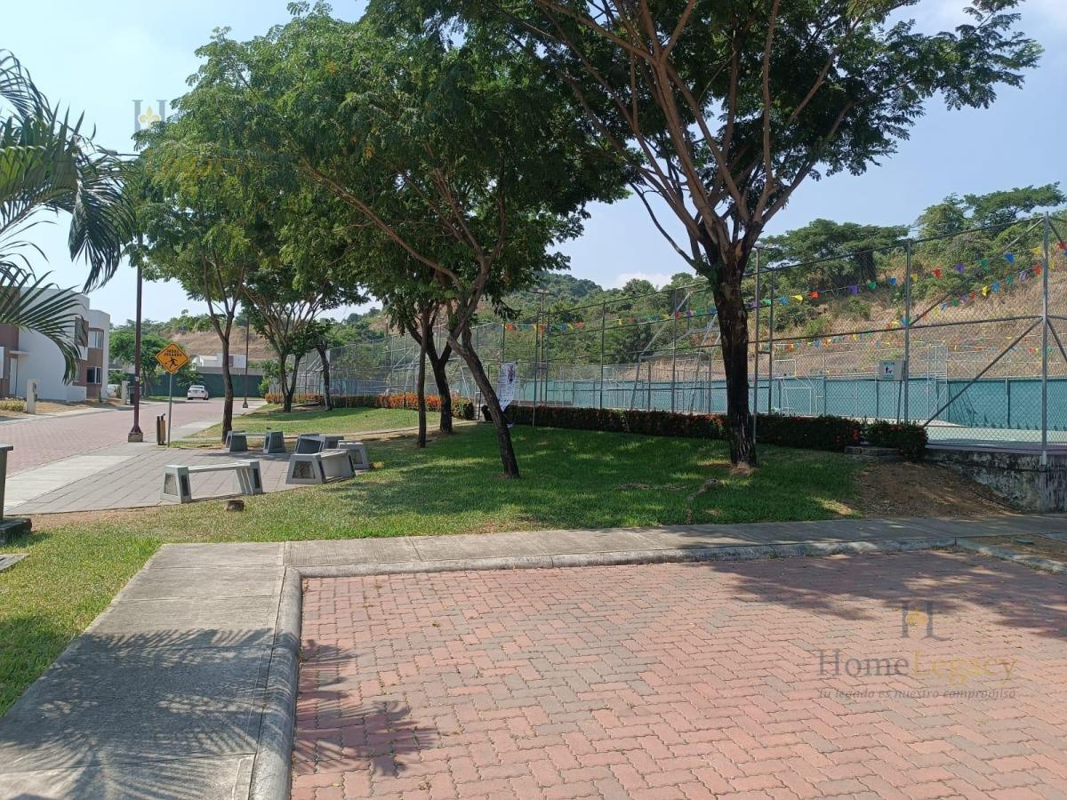 Venta de Terreno en Urbanización Villa del Rey Ae, Guayas — imagen 3