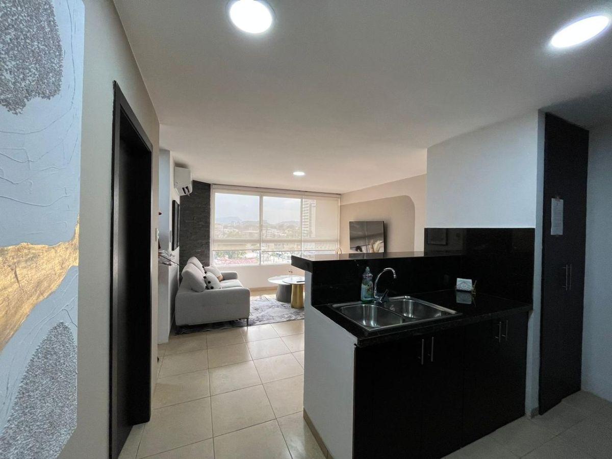 Venta de Departamento Amoblado en La Kennedy Town Center, Guayas — imagen 10