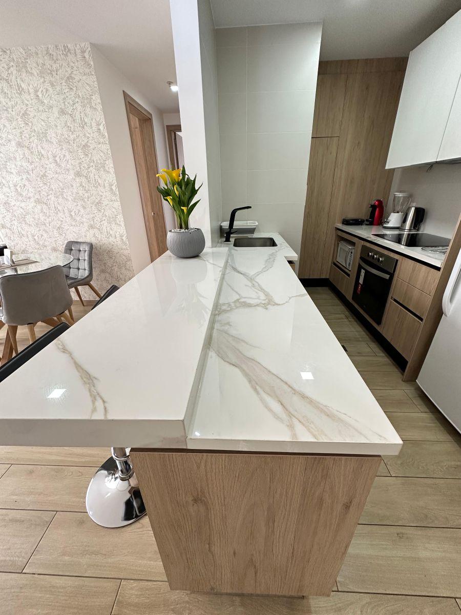 Hermoso Departamento en Venta - Sin Muebles - 83 m - Sector 6 de Diciembre y Checoslovaquia — imagen 8