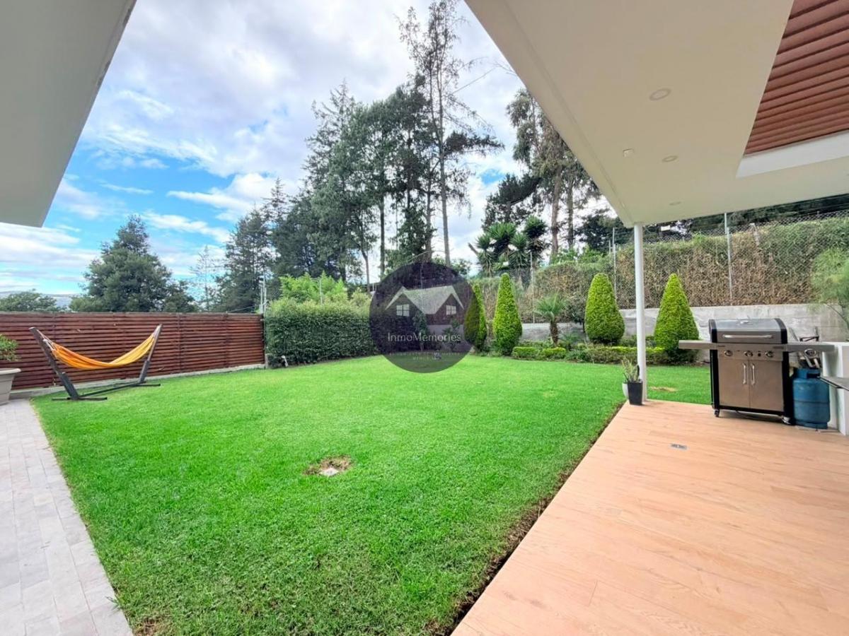 Hermosa Casa en Venta, Conjunto Exclusivo, Sector Rancho San Francisco — imagen 4