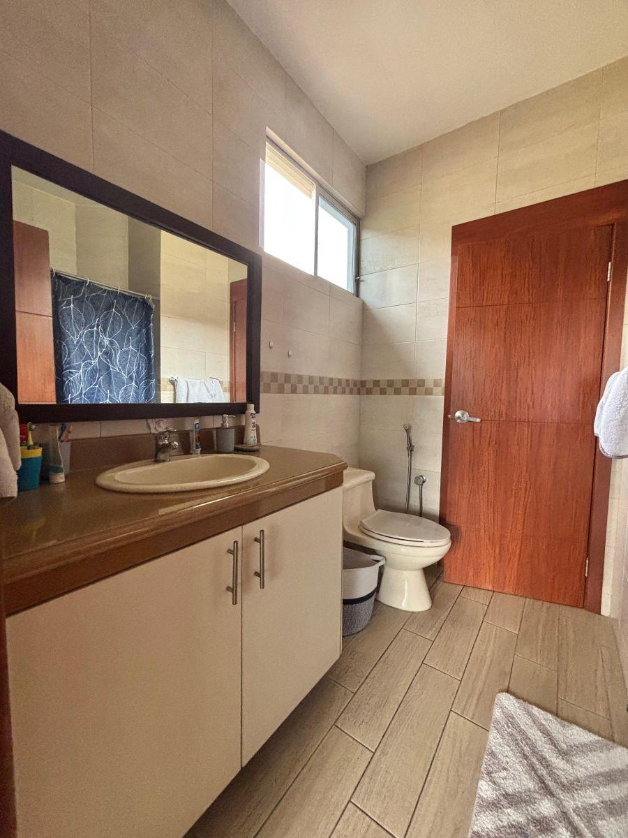 Samborondon Km 7 Terrasol Casa Al Lago en Venta, Guayas — imagen 5